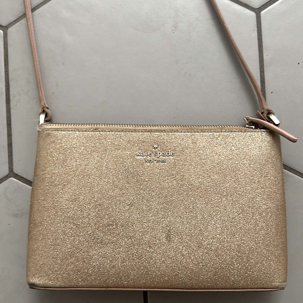 Kate Spade | Pink glitter purse